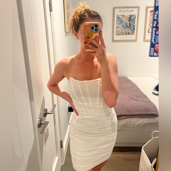 Larissa White Corset Dress - Picture 2 of 2